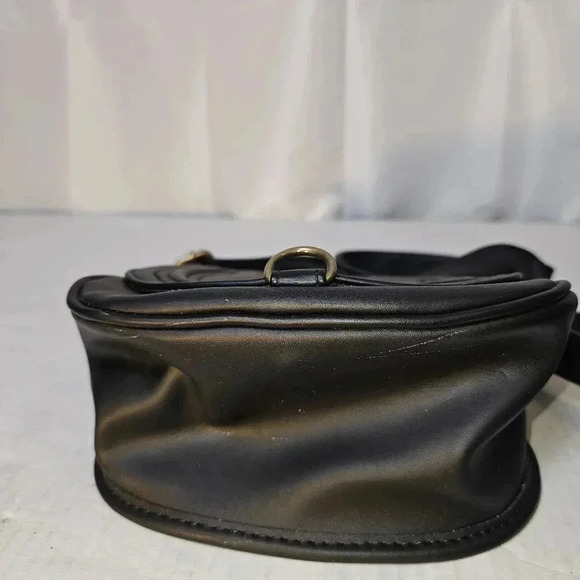 Stone Mountain‎ Mini Black Leather Crossbody/Handbag - Picture 9 of 11